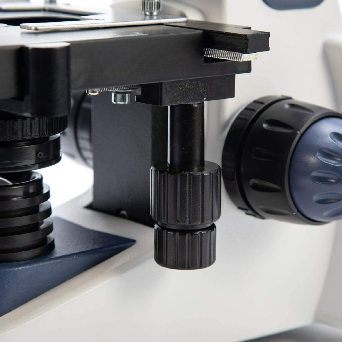 Swift SW380T precise focusing system supports teaching demos and research explorations.