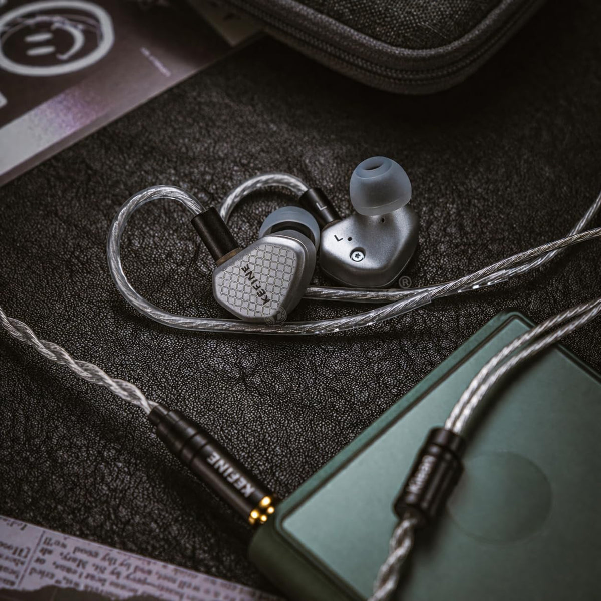 Silver-plated cable on Kefine Klean SV enhances clarity