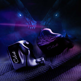 Oxygen-free copper cable supports clear transmission and durability.