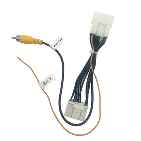 SYGAV Highlander adapter overview for seamless backup camera switching.