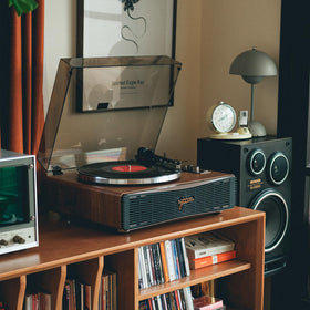 Syitren Paron 33 and 45 RPM playback for flexible vinyl formats.