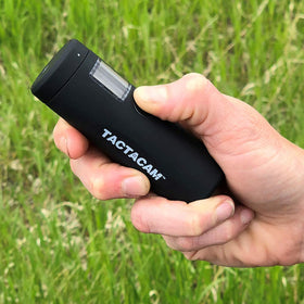TACTACAM remote LCD screen shows connected cameras and recording status at a glance.
