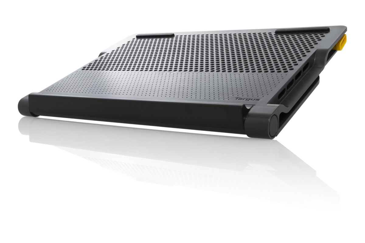 Targus Chill Mat Plus ergonomic, keyboard-ready flat position for compact desk footprint.