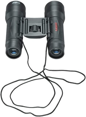 TASCO ES10X32 in-hand scale view showing lightweight 11-ounce comfort during use