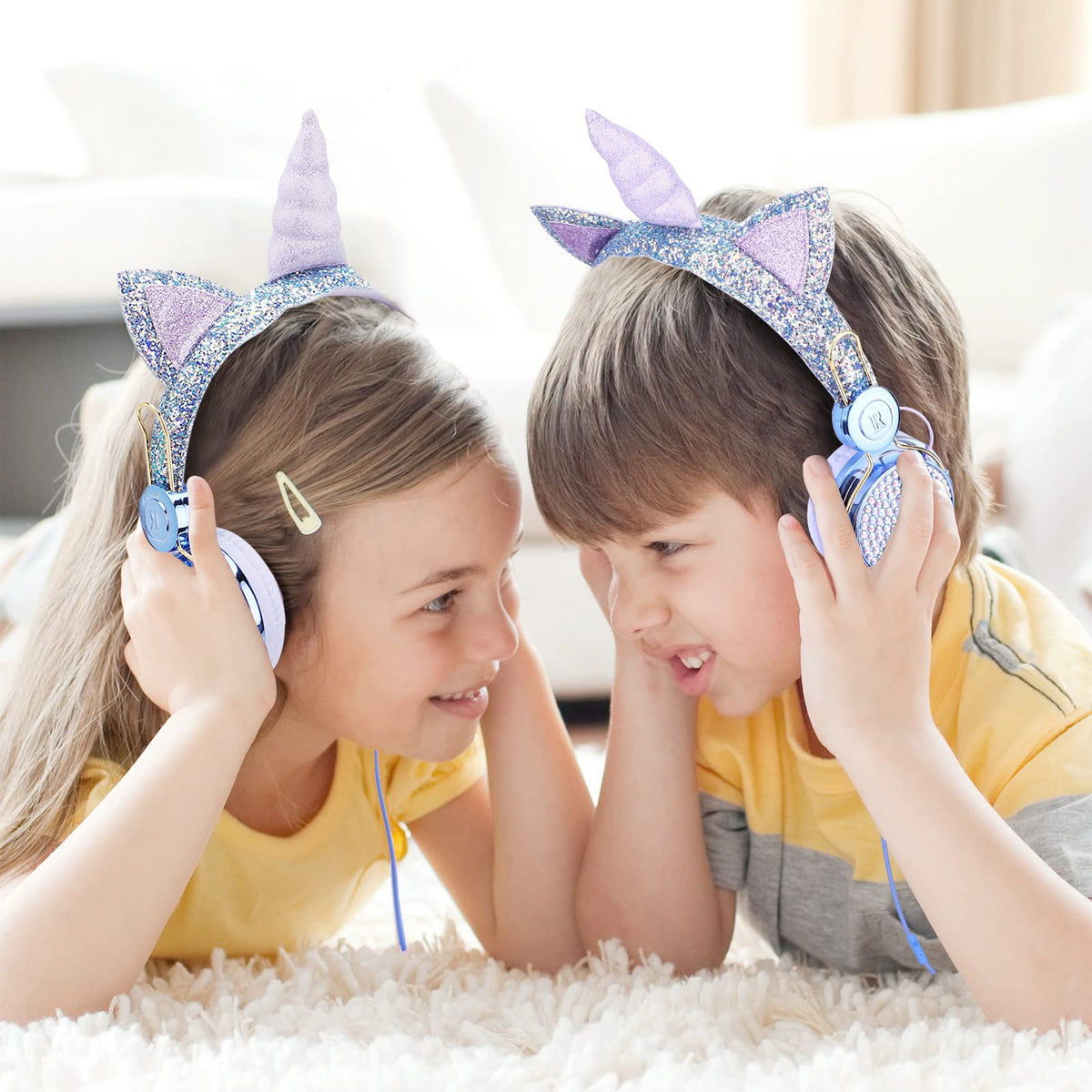 Child using TCJJ headset mic during online class