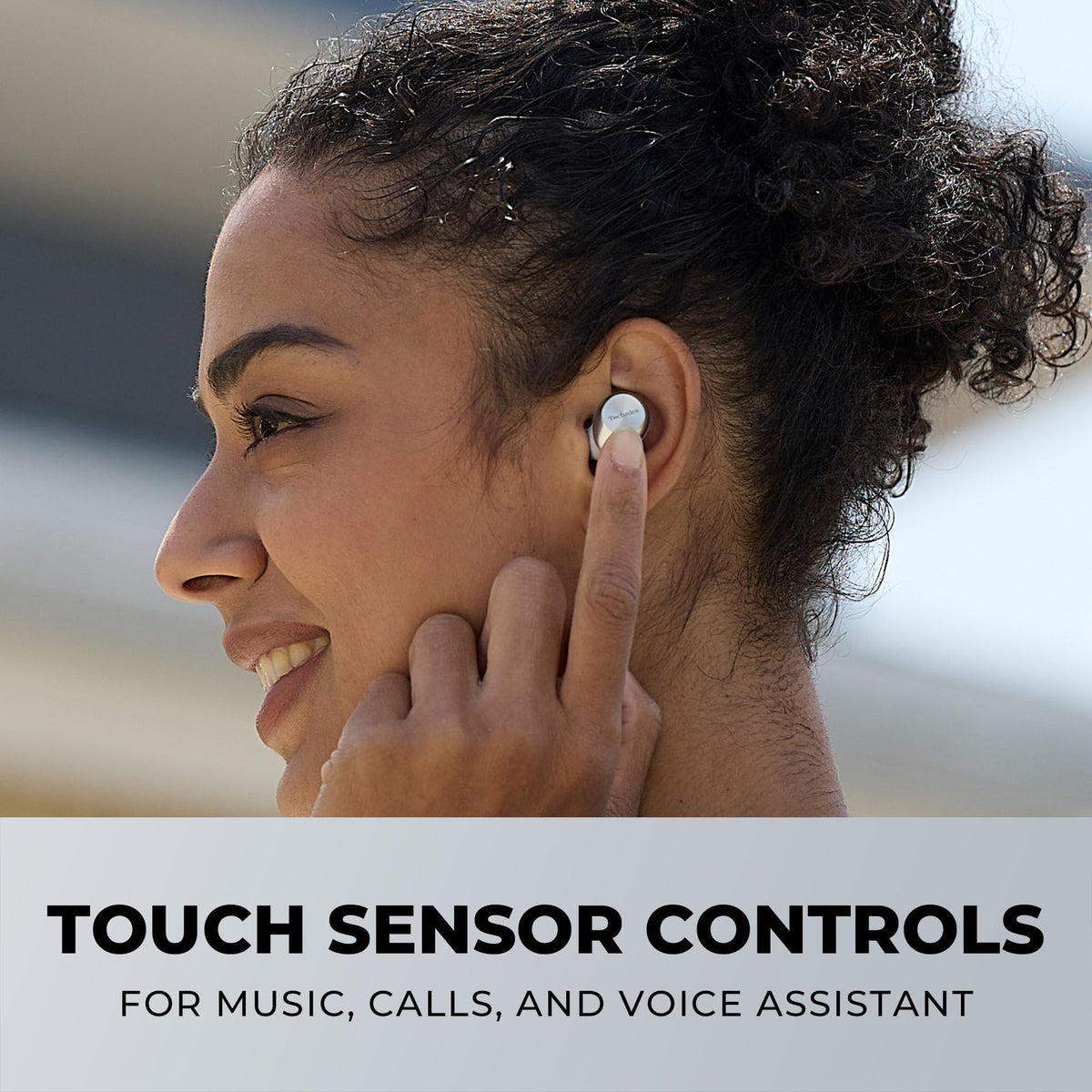 Technics AZ40M2 three-device multipoint connection for seamless switching