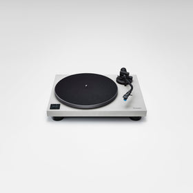 Technics SL-40CBT-H top view with dust cover for stable playback