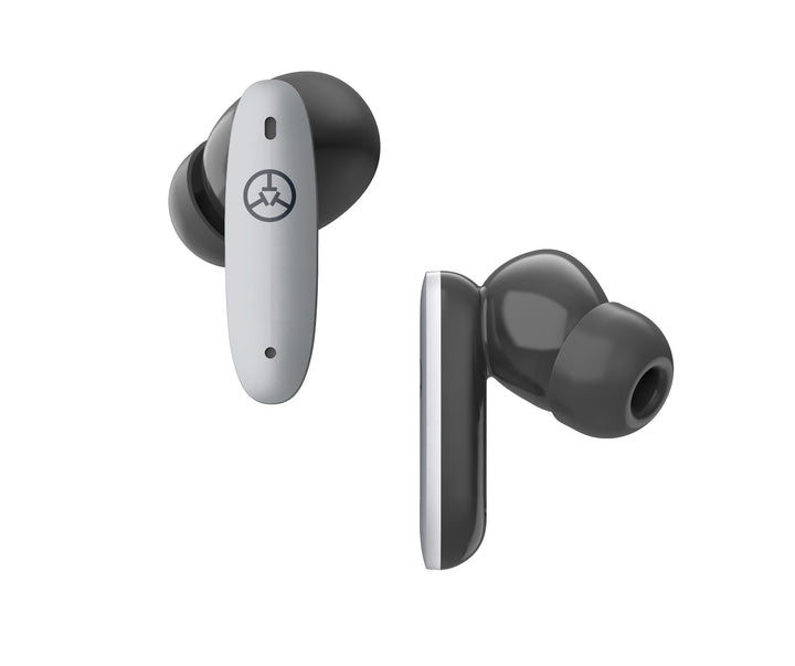 TecTecTec Team8 E Golf GPS Earbuds on the green offering quick yardage cues and music.