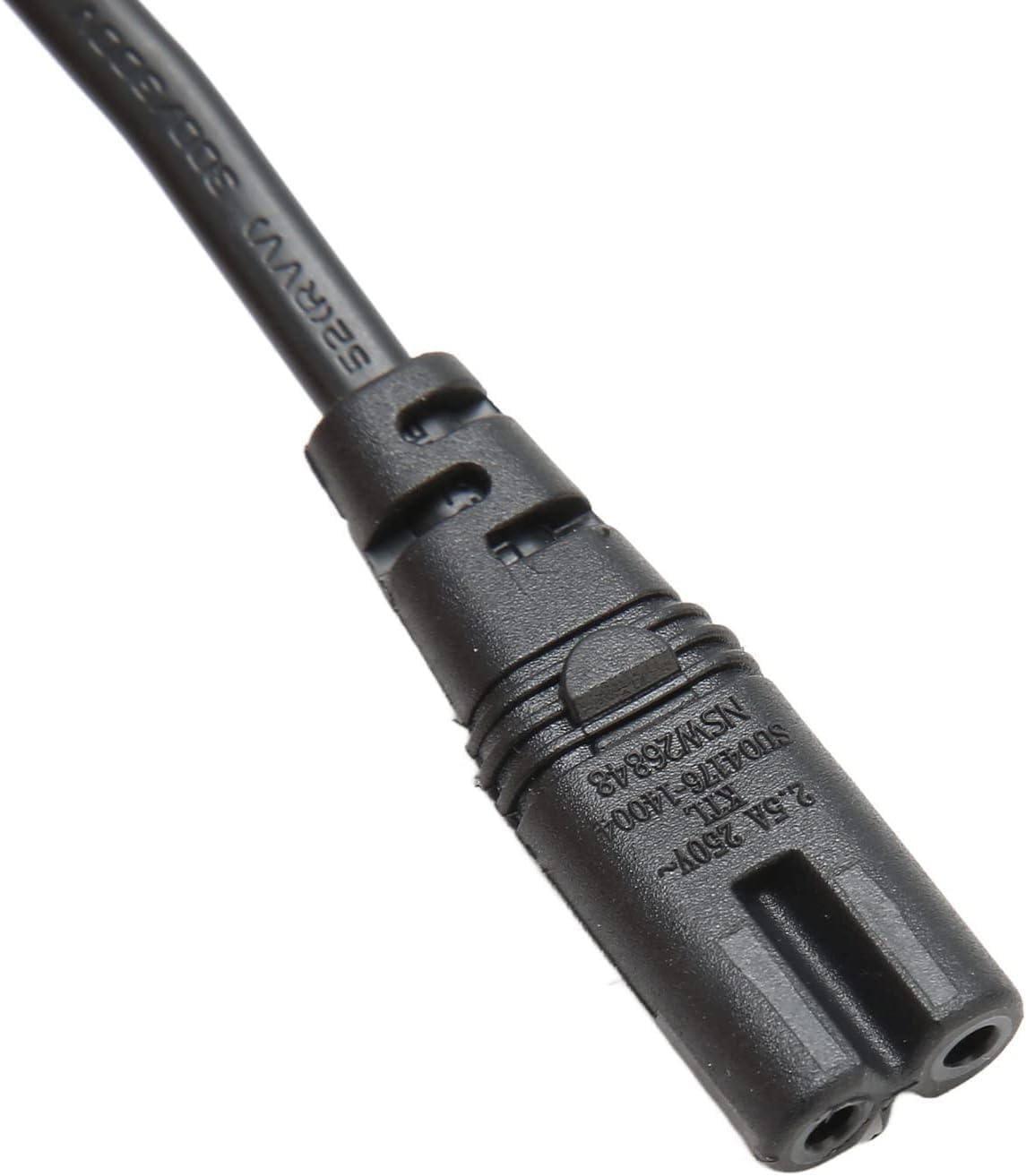tekit close-up of c14 male connector showing secure fit and durability