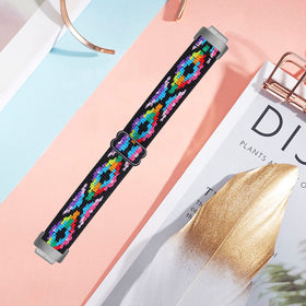 TenCloud washable band under water to show quick-clean and fast-dry benefit