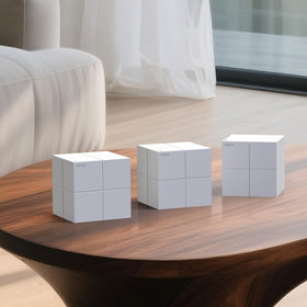 Tenda Nova MW6 node mounted on wall enabling seamless roaming across rooms.
