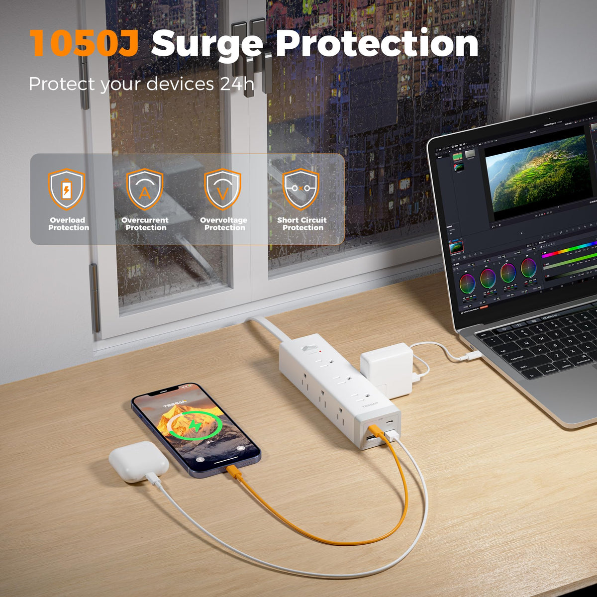 TESSAN closeup of USB ports including USB‑C PD 20W for fast charging