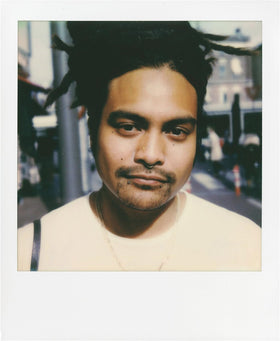 The Imaging World Polaroid glossy image area delivers crisp retro-style prints.