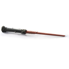 The Noble Collection Harry Potter Remote Wand TV-setup image hints at easy living room integration