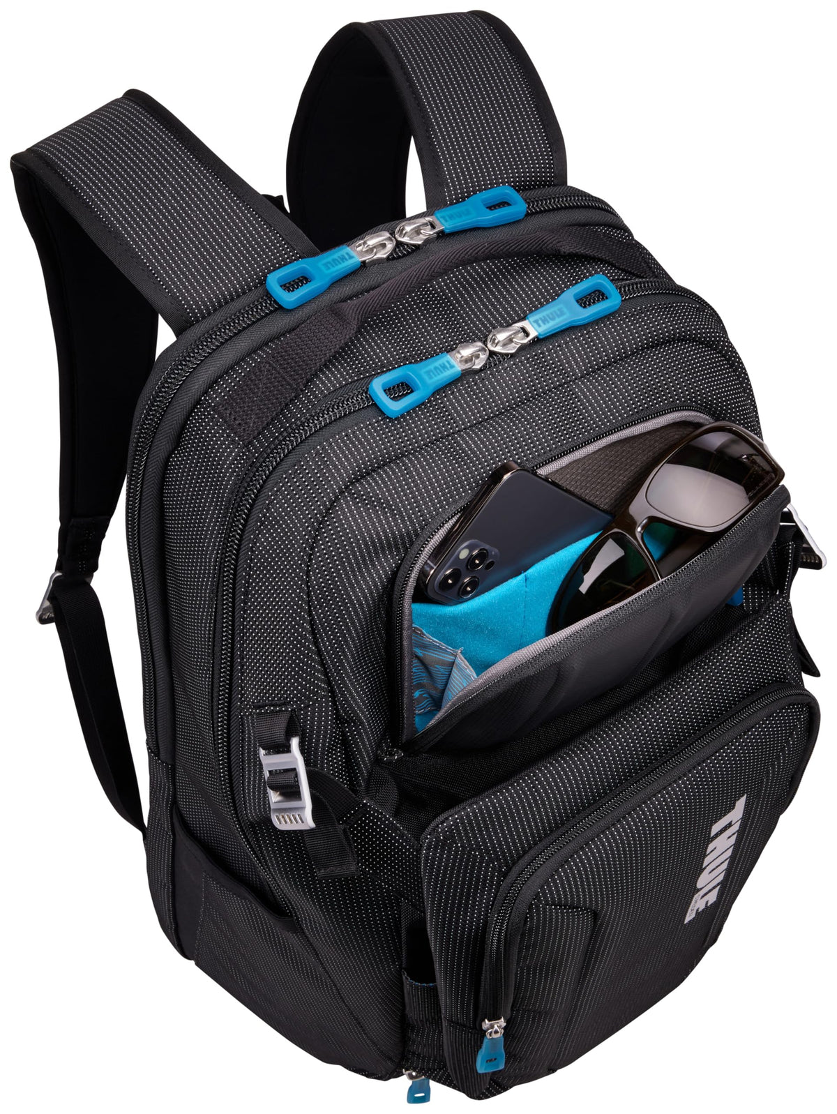 Thule Crossover 32L SafeZone crush-proof area guards sunglasses and electronics