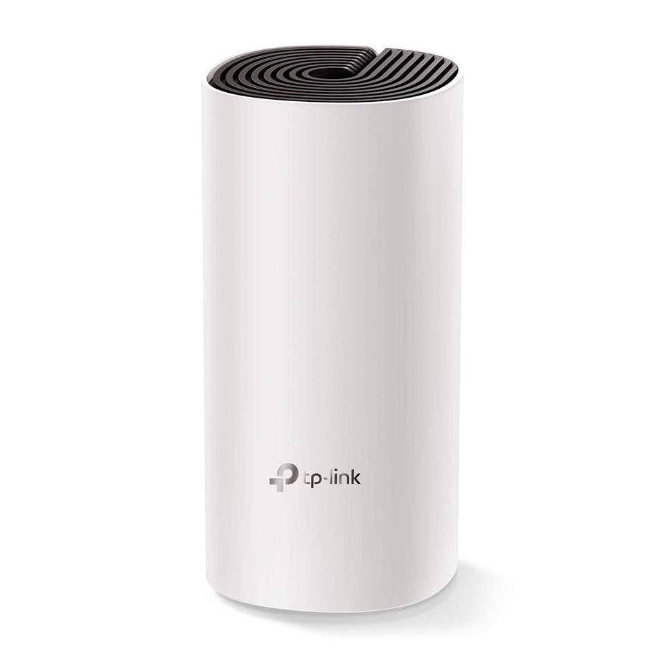 TP-Link Deco M4 front packaging showing product and coverage benefits