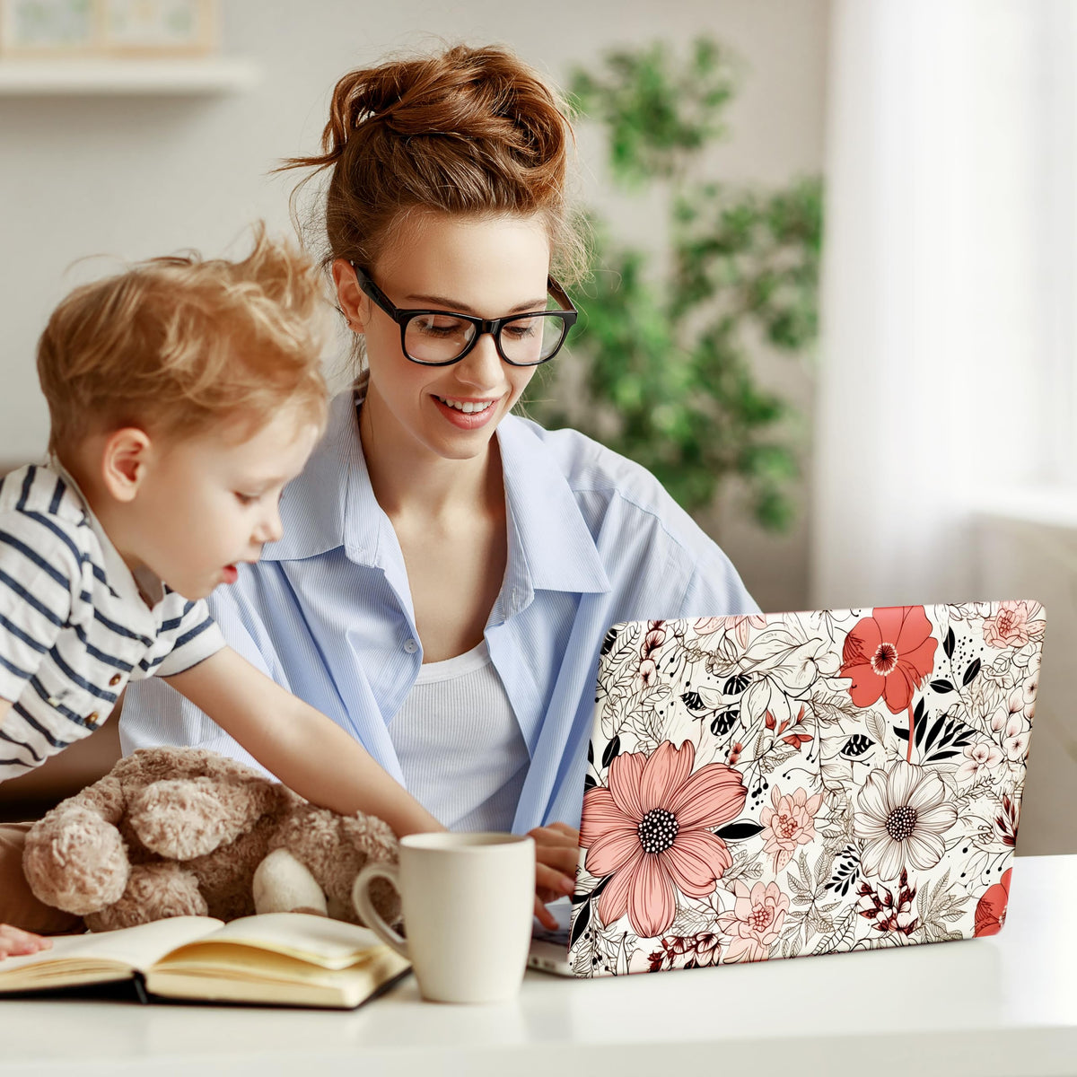 TracyArt texture close-up showing waterproof protective finish