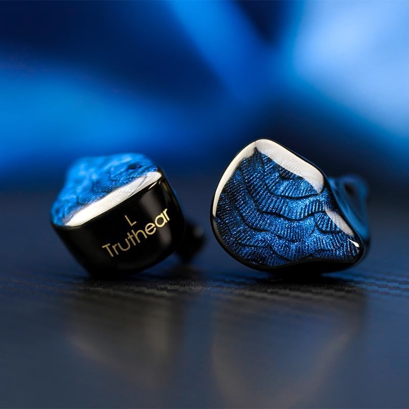 TRUTHEAR NOVA ergonomic faceplate highlights refined design and secure fit for daily wear.