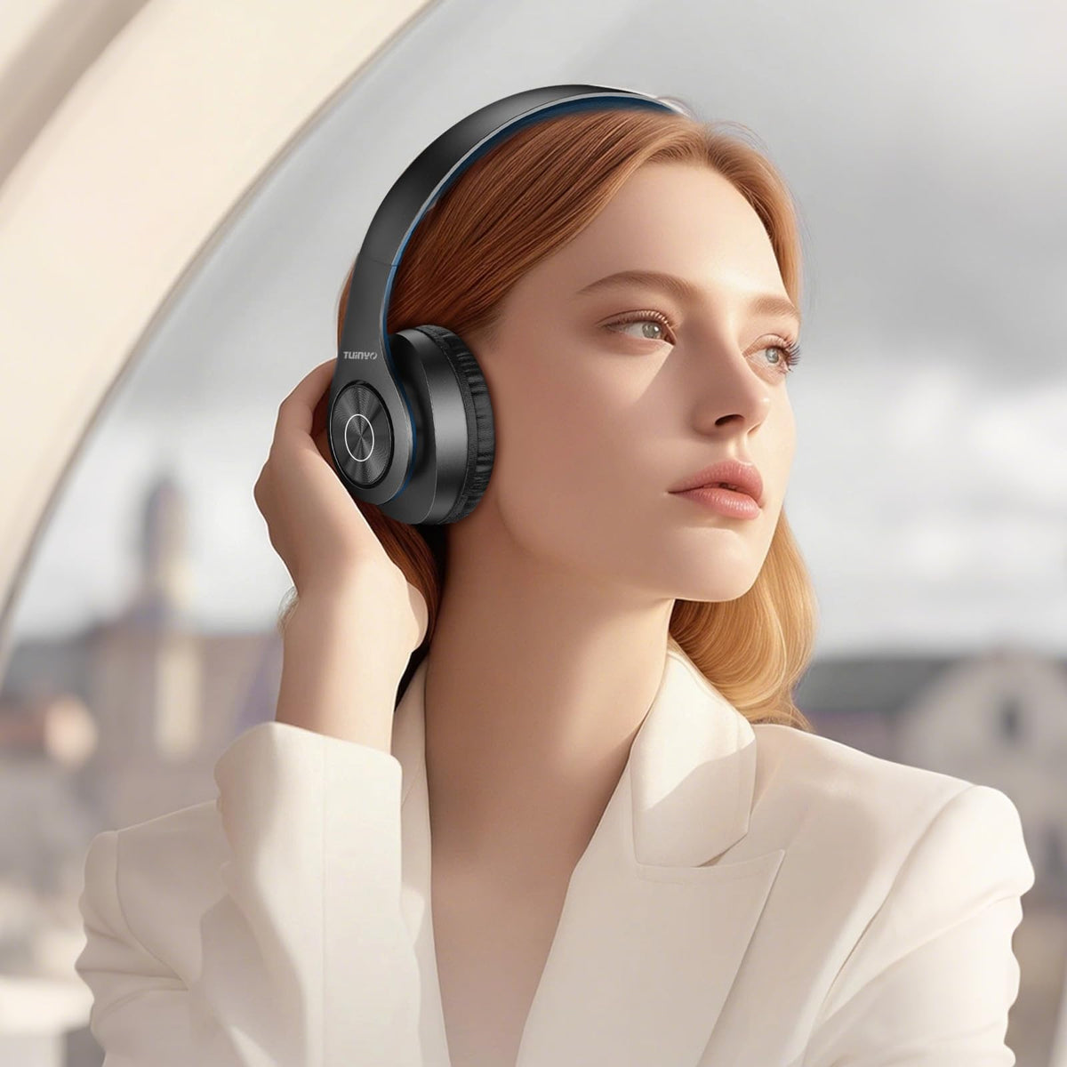 TUINYO stainless-steel slider and padded headband ensure a secure, customizable fit.