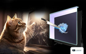 TV-Protector fingerprint-resistant surface reduces smudges on the screen.