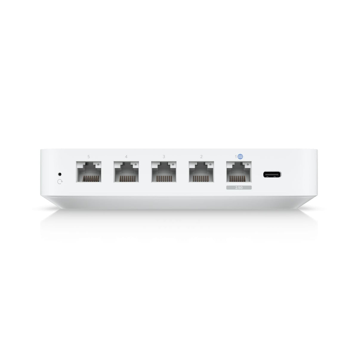 Ubiquiti Cloud Gateway Ultra USB-C power, easy single-cable deployment.