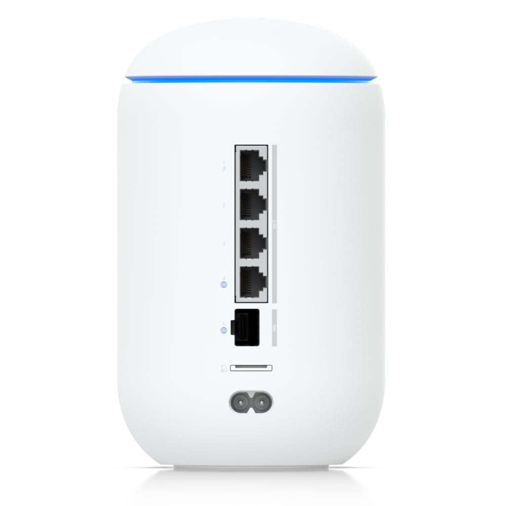Ubiquiti UDR7 10G SFP+ uplink for high-capacity WAN/LAN performance.
