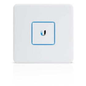Ubiquiti UniFi USG packaging shows included accessories for quick setup