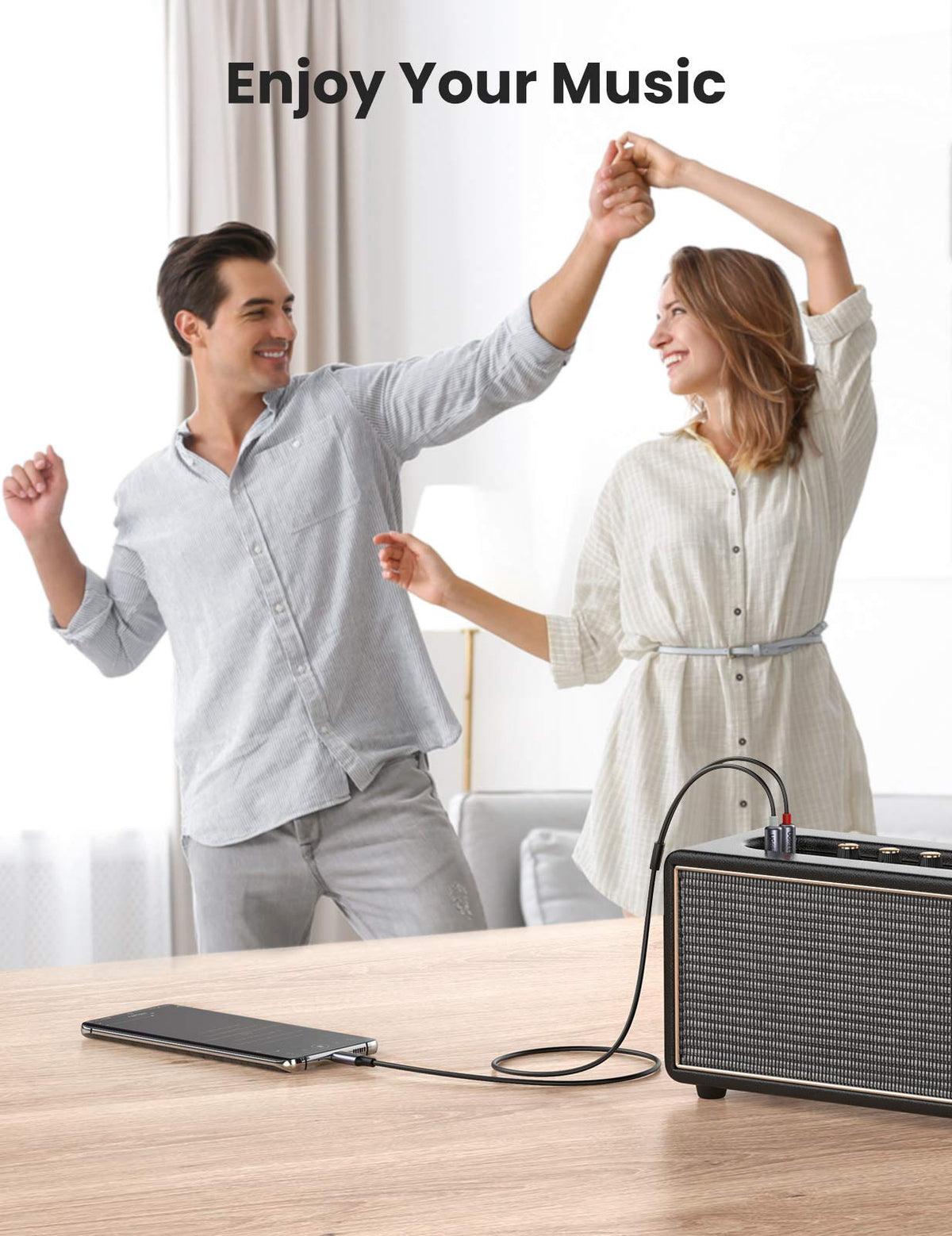 UGREEN Type-C to 2RCA cable improves signal-to-noise with advanced DAC design.