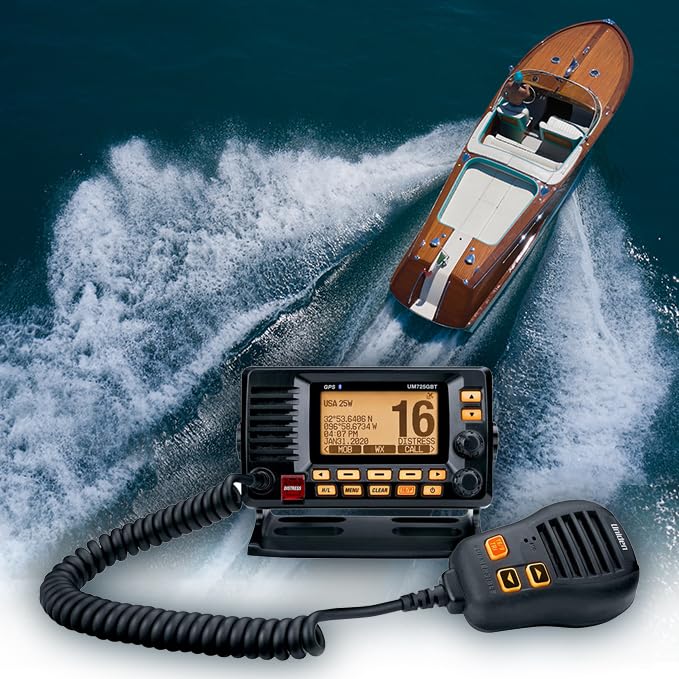 Uniden UM725GBTBK DSC distress feature supports emergency signaling