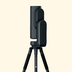 Unistellar Odyssey 5h battery supports extended observing away from outlets.