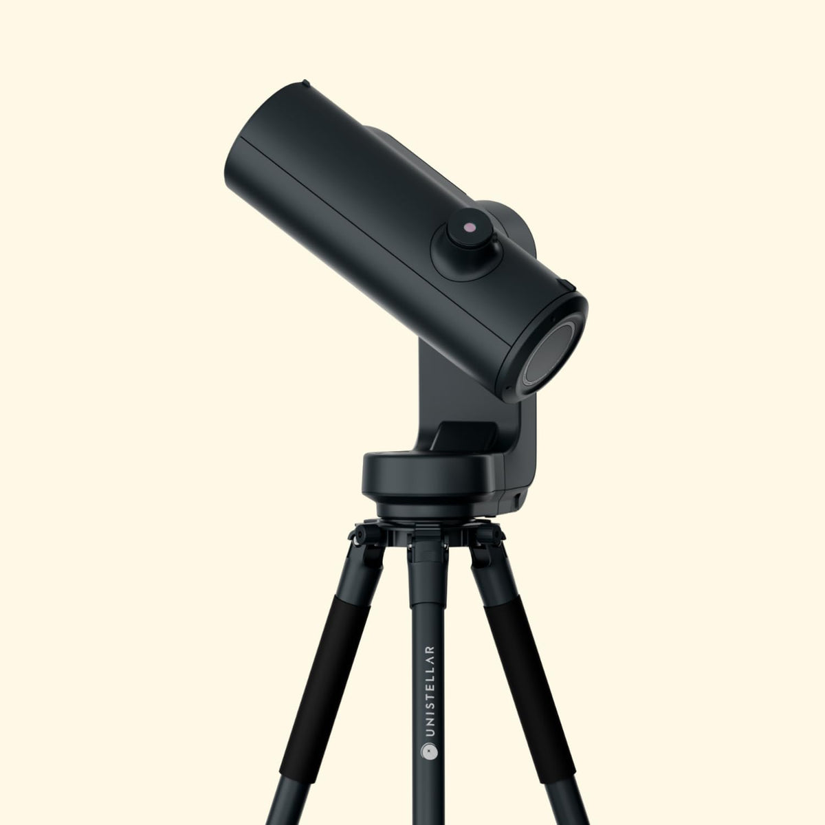 Odyssey Pro all-in-one system provides a portable setup for observing anywhere.