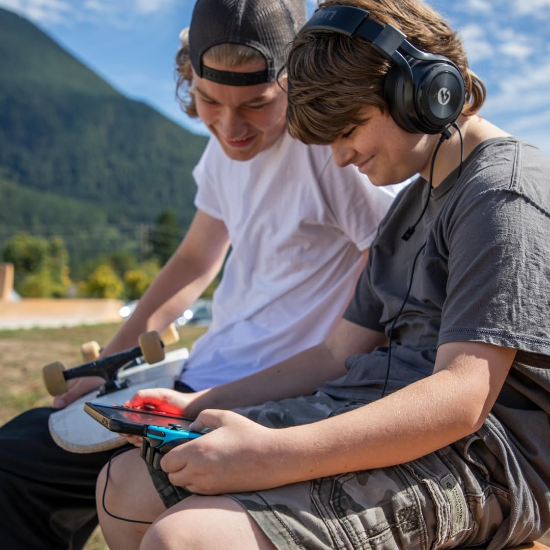 Up-Switch Orion 3.5 mm headphone jack for private listening