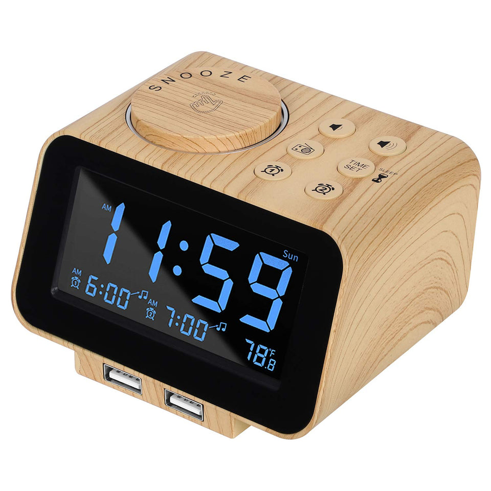 uscce front view wood grain clock showing readable time and stylish finish