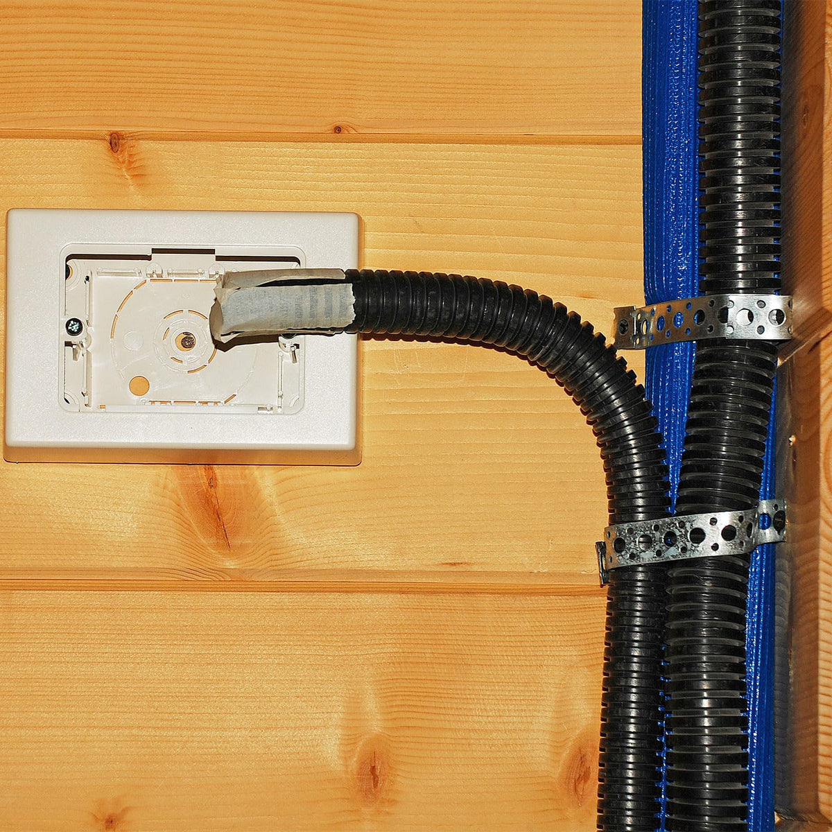uxcell chemical-resistant cable tubing protects wiring from spills and chemicals