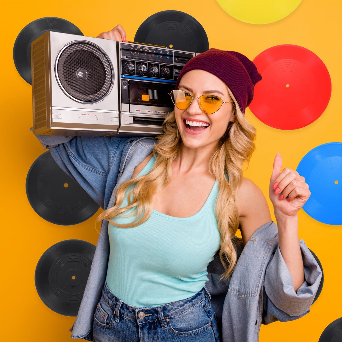 uxcell versatile vinyl records suitable for bars, cafes, and gallery walls.