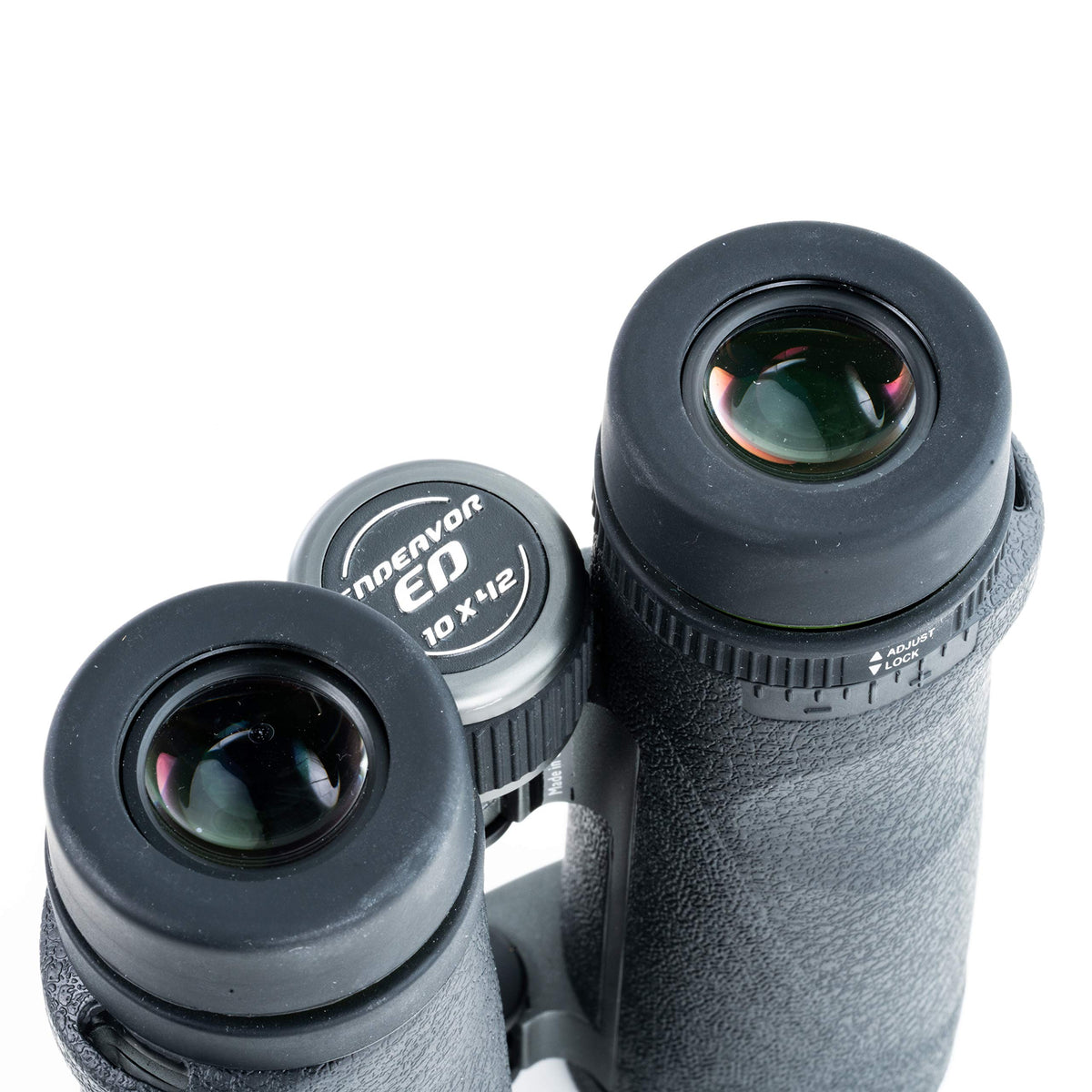 VANGUARD Endeavor ED 1042-10x42 locking diopter eyecups provide customizable viewing