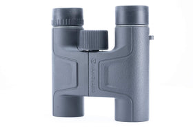 Vanguard Vesta 10x25 lenses with BaK4 glass for crisp views.