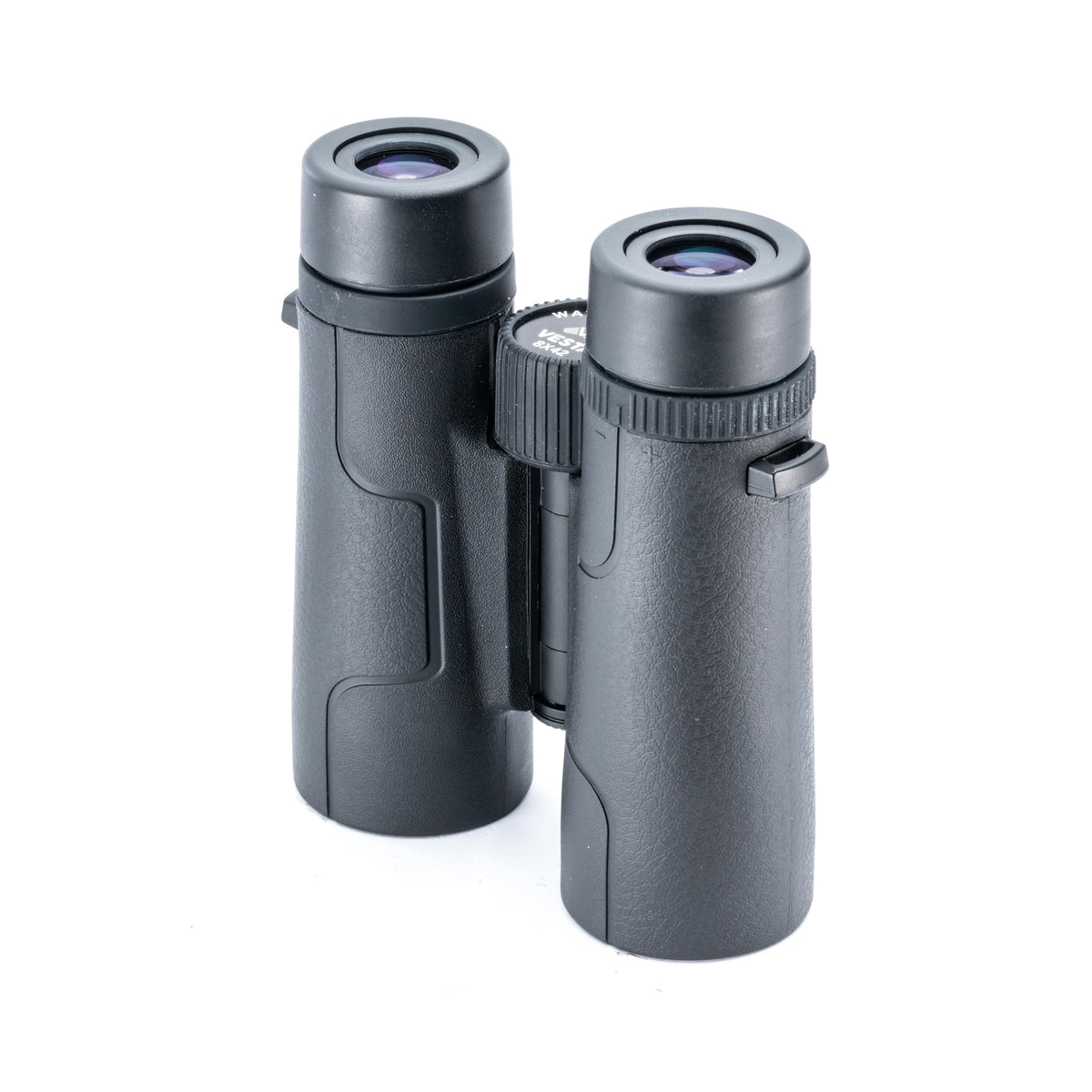 Twist-out eyecups on Vesta 8420 provide comfortable viewing with or without glasses.