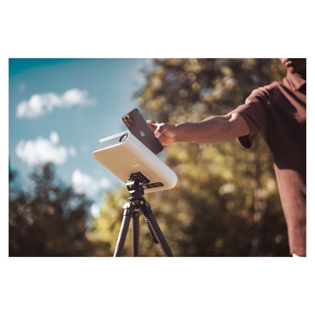 Gravity App screenshot on Hestia shows real-time sky overlays.