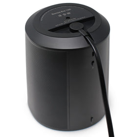Vebner cable texture detail showing durable jacket and flexible handling