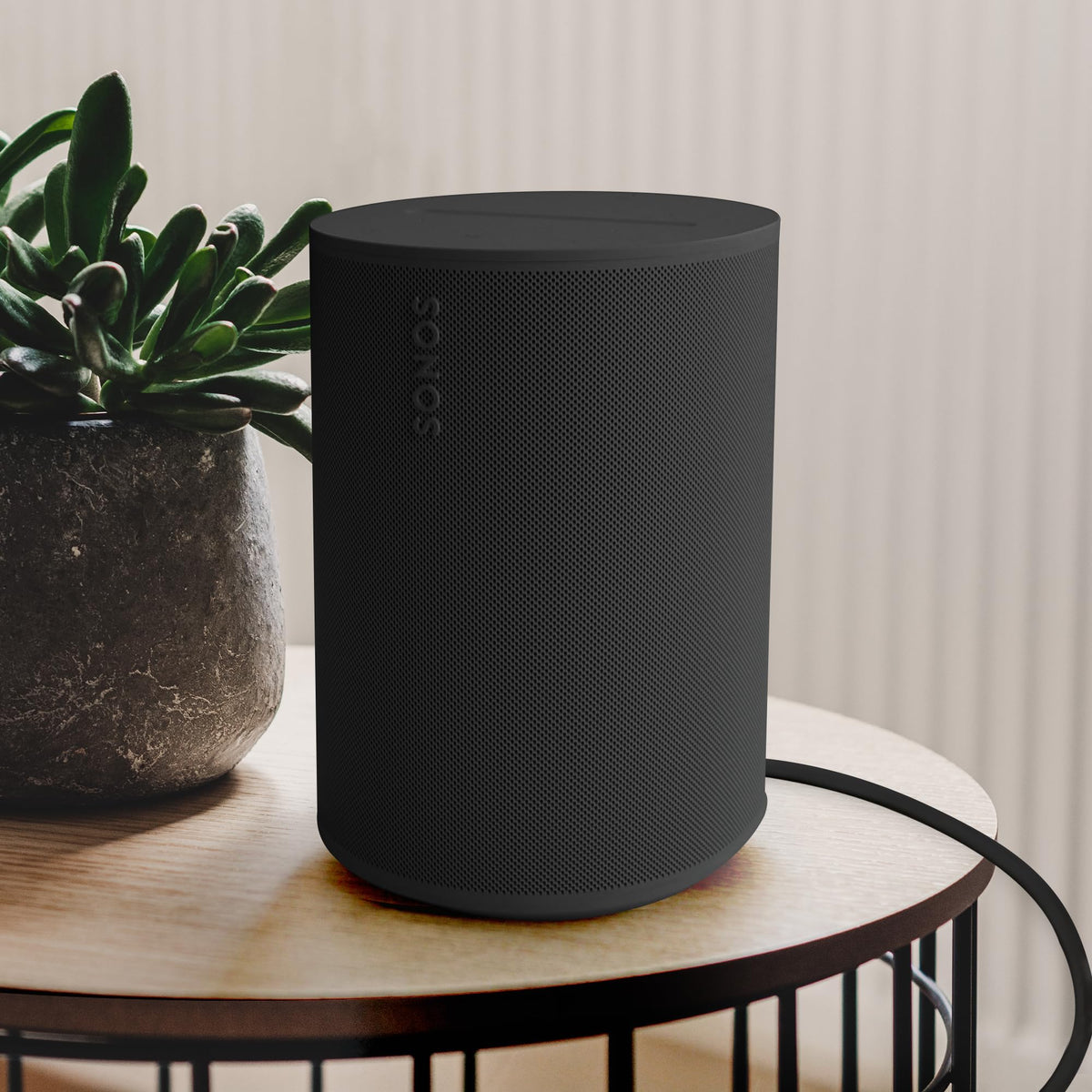 Vebner power cord connected to Sonos Era 100, tidy setup benefit
