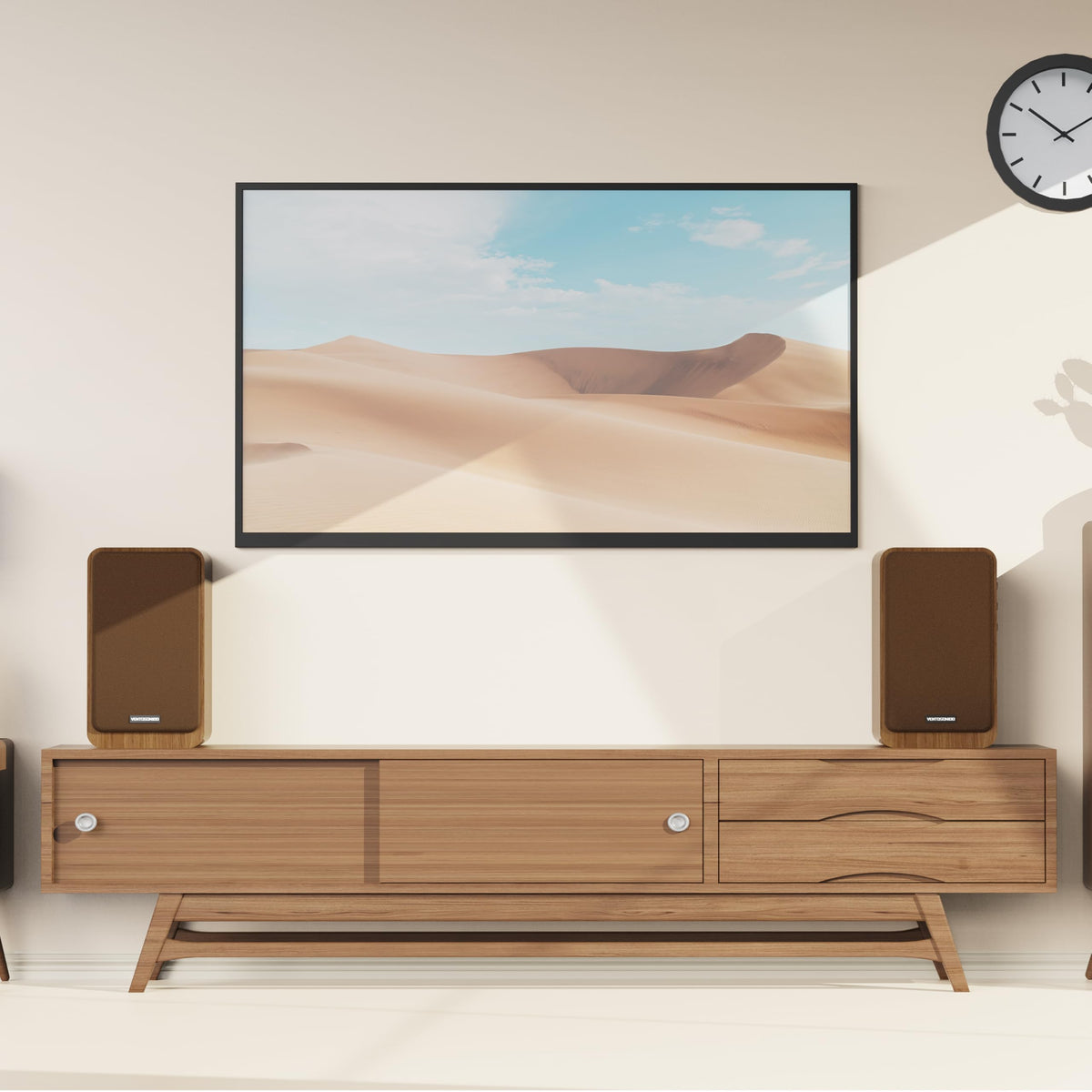 VENTOSONIDO studio monitor speakers side knobs demonstrate easy tone control during mixing.