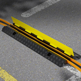 VEVOR Flip-top design enables quick access to cables during setup.
