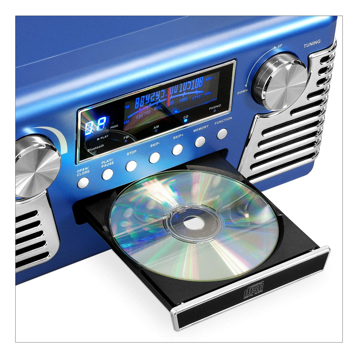 Victrola Haley AM/FM radio provides local stations with clear reception.