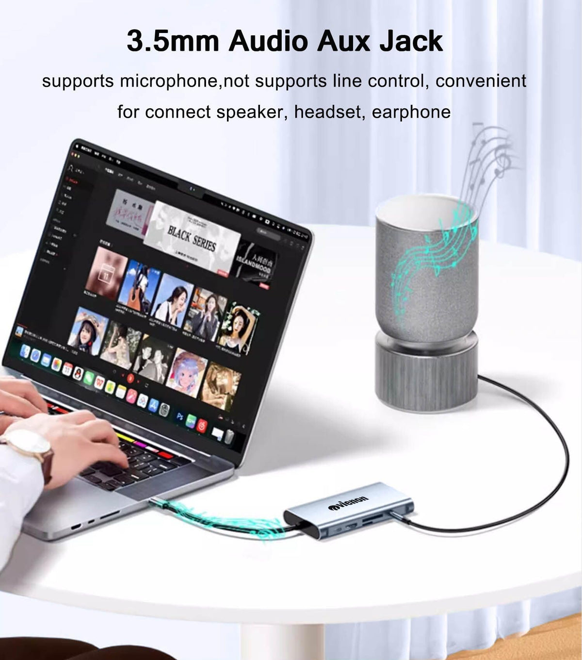 Vienon USB-C 3.0 and USB-A 3.0 ports with fast data.