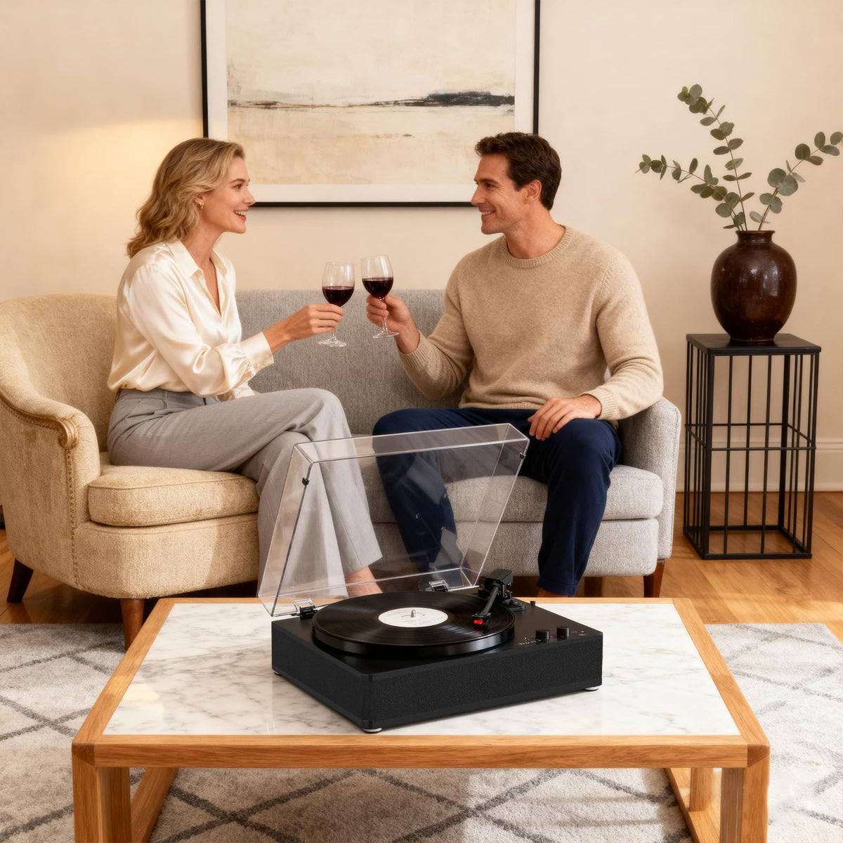 VINYLS LINK AUX and RCA outputs for easy external speaker connections.