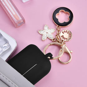 VISOOM AirPods Pro case with five-leaf clover charm boosts style.