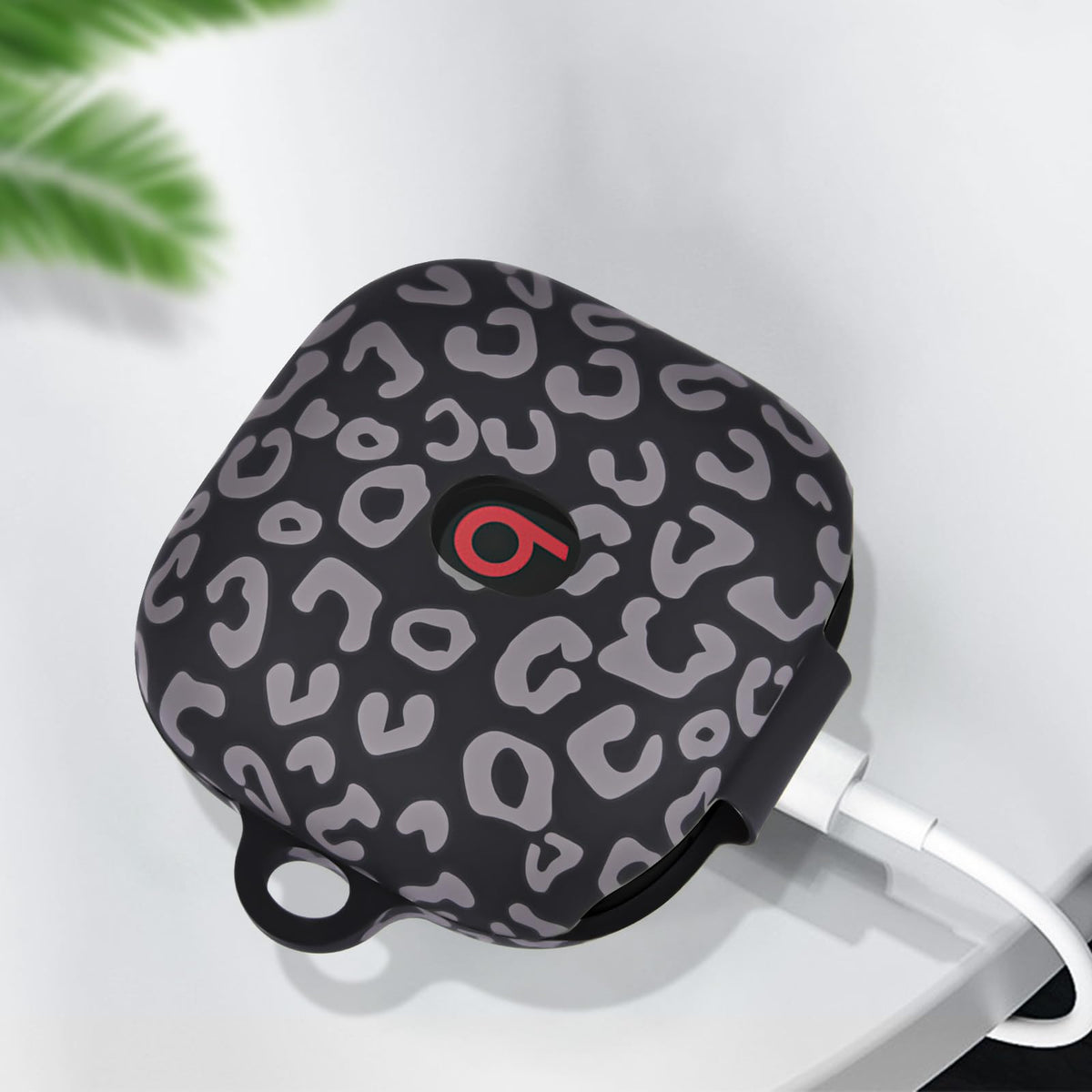 Visoom Beats Fit Pro full protection silicone shell guards against drops.