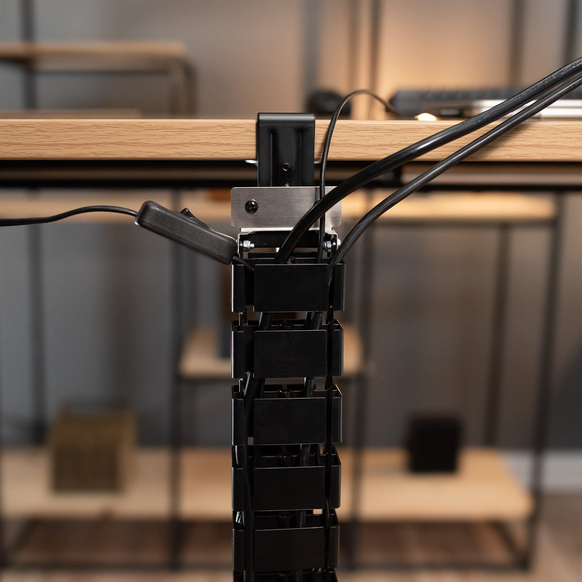 VIVO clamp padding close-up showing surface protection benefit