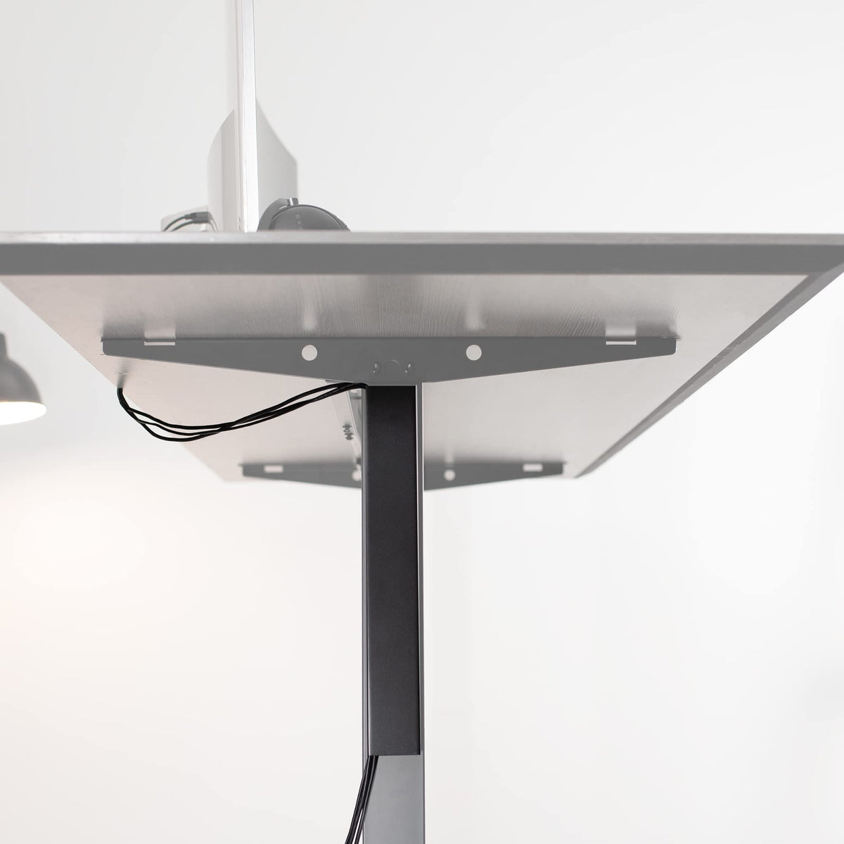 VIVO DESK-AC01-1MB side-view provides hidden cable management.